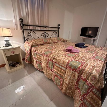 Comfort House Apartment Olbia Exterior photo
